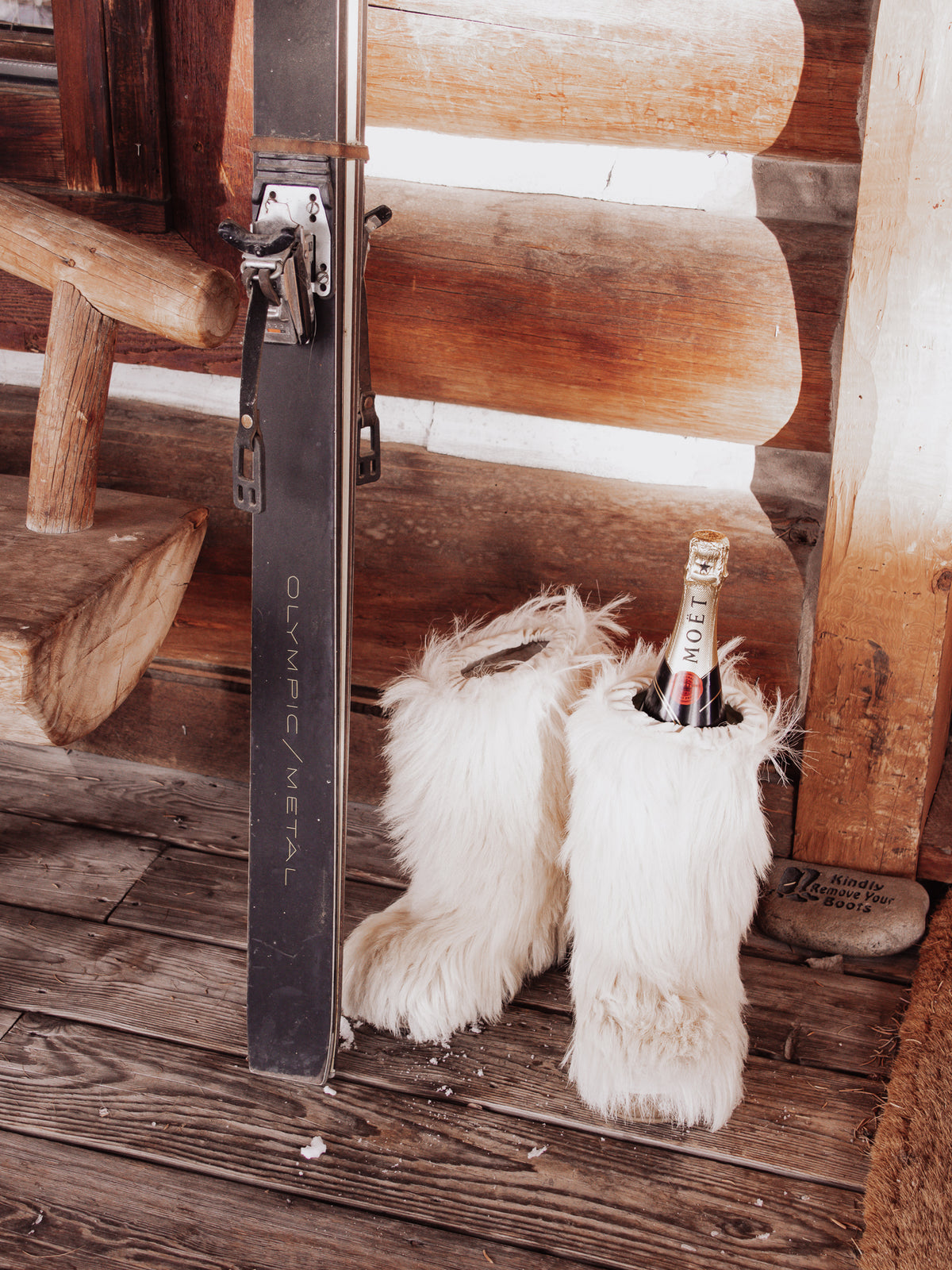 Vintage skis, furry boots, ski cabin, apres ski