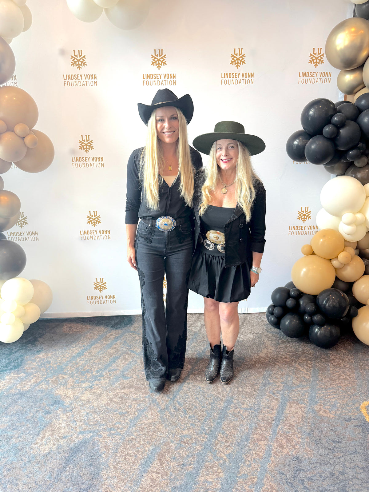 Jules Frazier and Lindsey Vonn at the Lindsey Vonn Foundation Gala